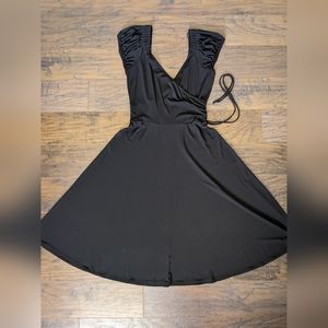 Fit & Flare Black Dress, super stretch, pleated shoulder, V neck.